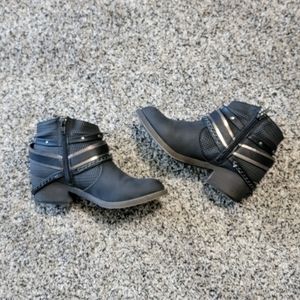 Ladies Black Ankle Boots